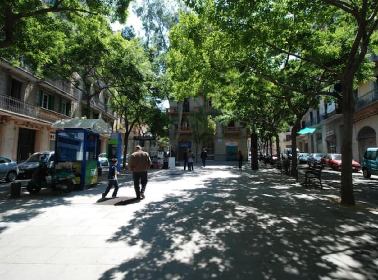 Ramblasrentals Cozy Renovated 2Br With Balcony Lift 20M Rambla - Parking - Wifi Barcelona Luaran gambar