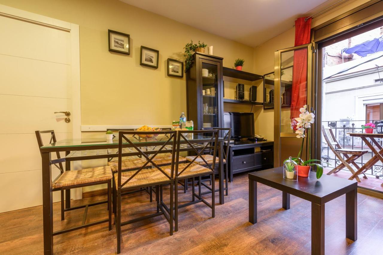 Ramblasrentals Cozy Renovated 2Br With Balcony Lift 20M Rambla - Parking - Wifi Barcelona Luaran gambar